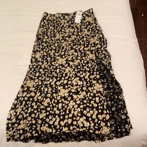 Abercrombie floral black skirt size small